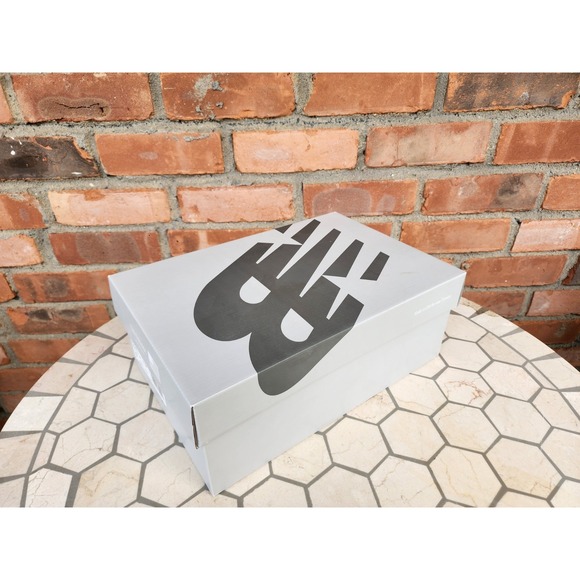 SHOE BOX ONLY New Balance Made in USA Grey White Sz 10-11.5 990 Series BOX Empty - Picture 3 of 6